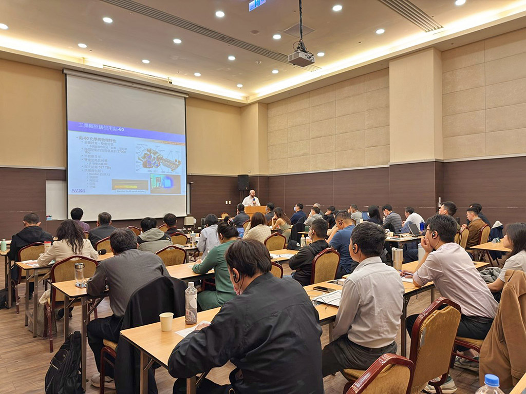 Image(2):Lecture Scene