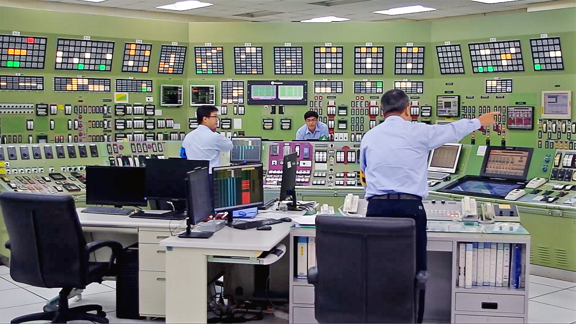 Image(1):Control room simulator