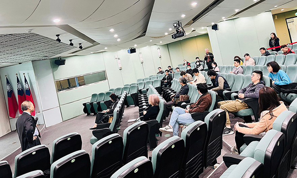 2023.12.18美國伊利諾理工學院陳士友教授蒞會演講合影圖1