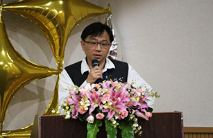 中央大學李明旭教授發表得獎感言