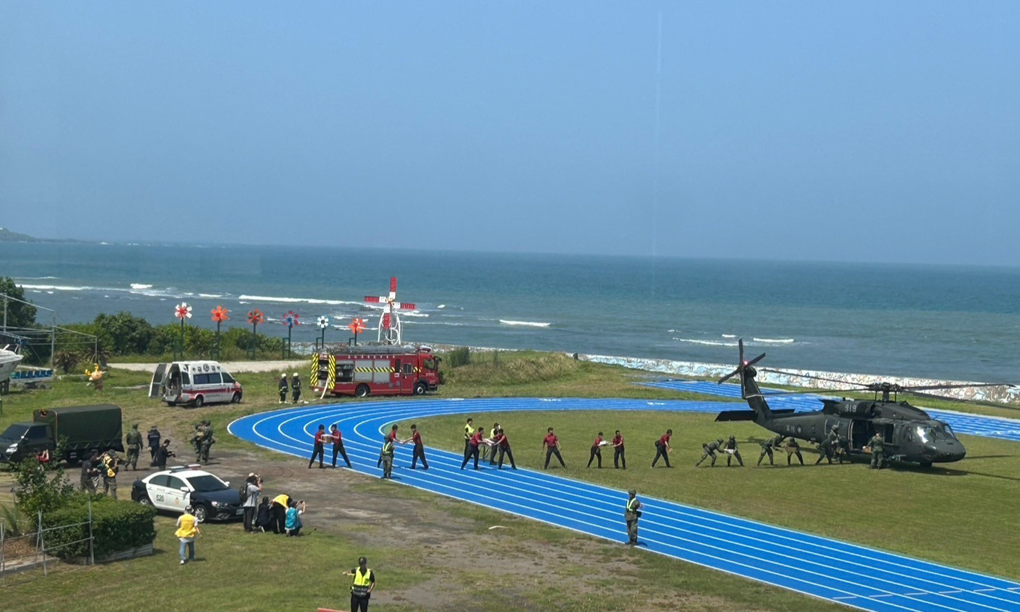 相關照片(3):孤島運補醫療民生物資演練-石門國小