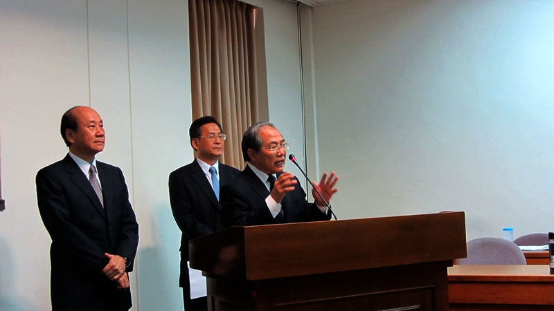 立法院第8屆第5會期經濟委員會第11次全體委員會議邀請原能會就「核四廠1號機不施工、2號機全部停工所涉原興建計畫之調整、現行預算之修正及法規之適用等」進行專案報告