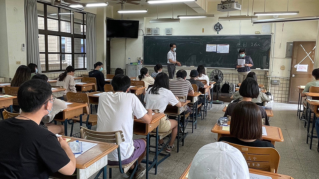 監試人員宣讀考試注意事項