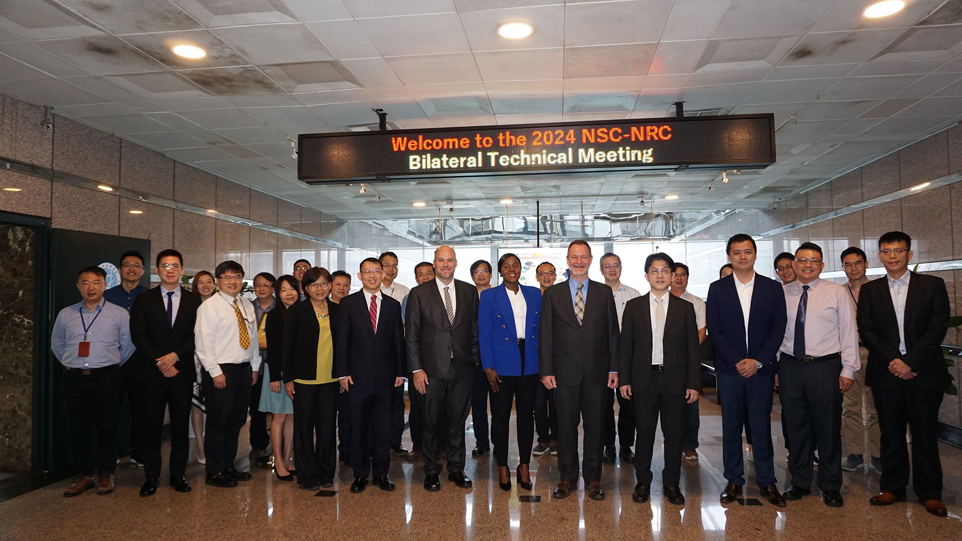 本會同仁與NRC代表團合影
