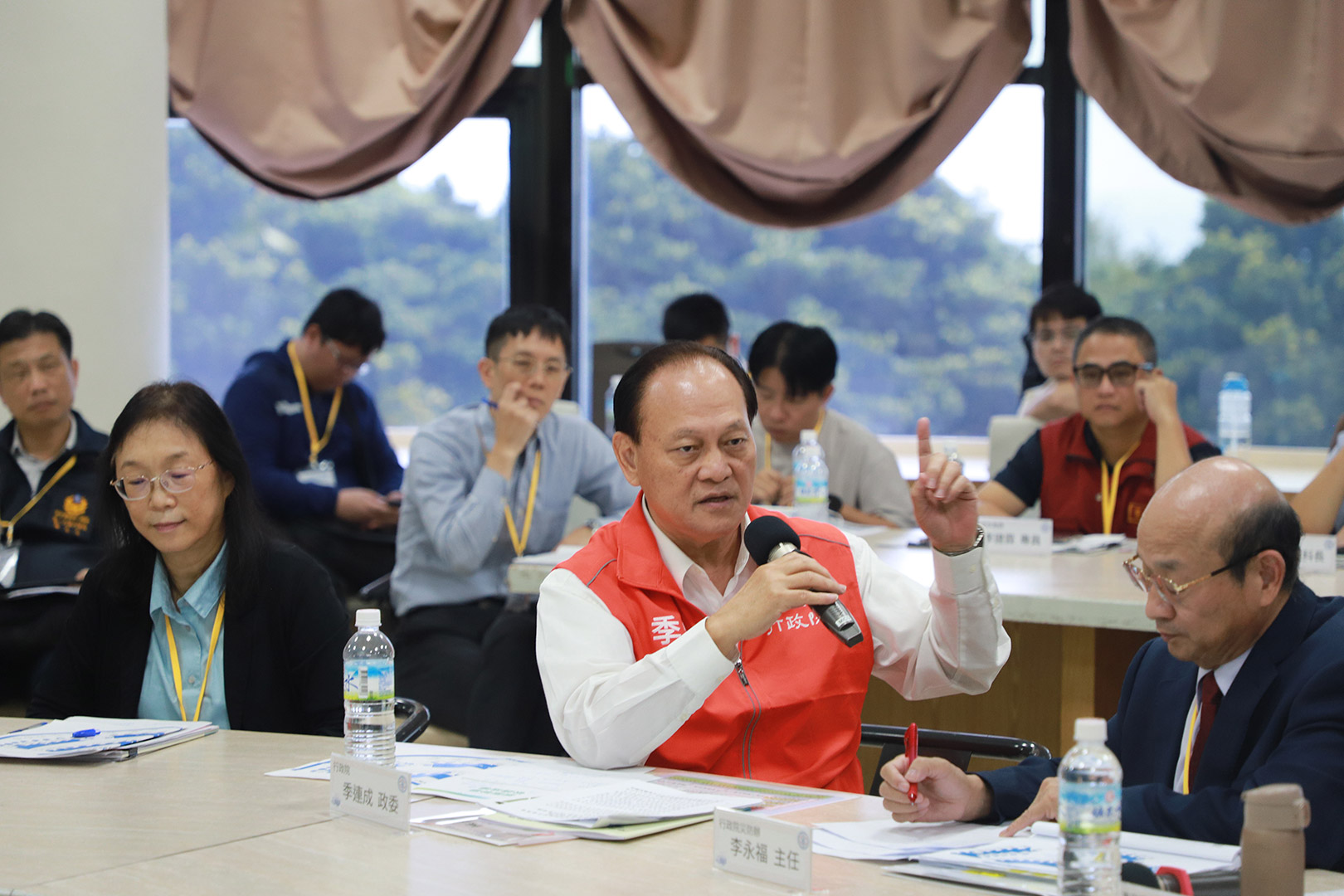 行政院季連成政務委員進行災防策進作為會議業務指導