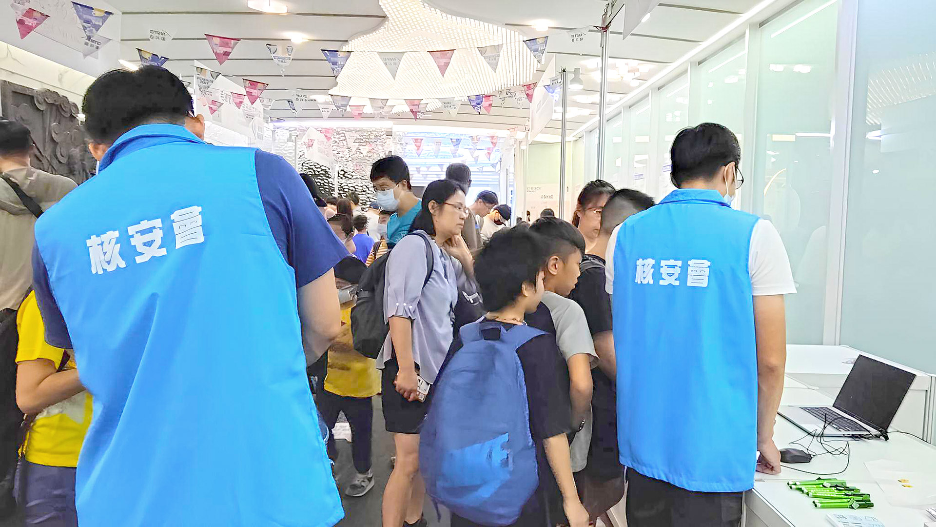 民眾熱情參與闖關活動
