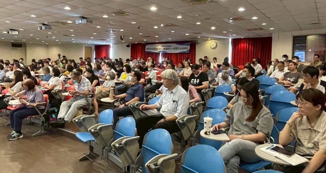 台北場：與會人員踴躍參與說明會