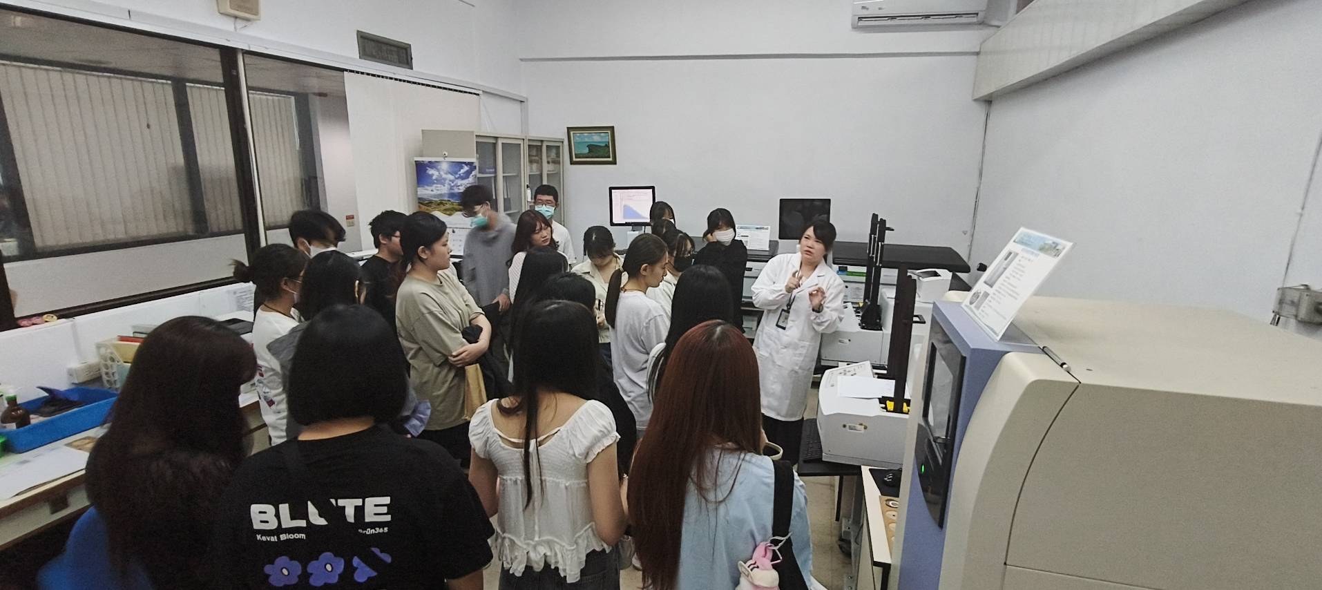 相關照片(2):參觀貝它計測室